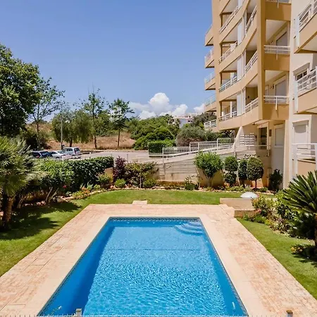 Casa Encosta Da Marina ポルティマン