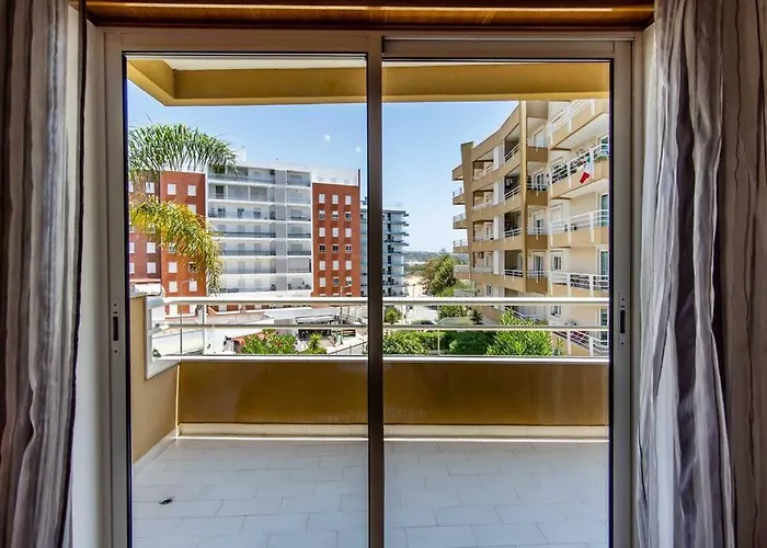 Casa Encosta Da Marina *